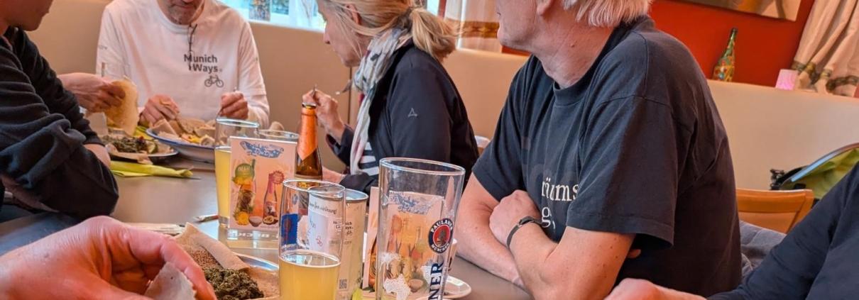 MunichWays nach der Entdeckertour beim Essen